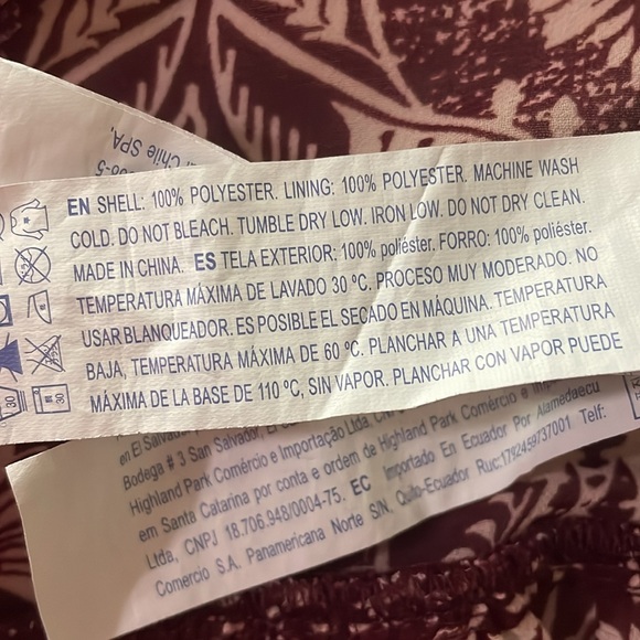 Forever 21 cold shoulder burgundy, top size medium - Picture 6 of 6